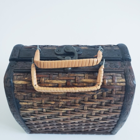 Vintage Asian Woven Vicker Trinket Box# - Picture 2 of 10